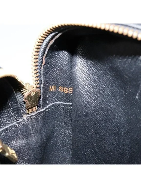 Authentic LOUIS VUITTON Epi Trocadero 27 Shoulder Bag Black M52312 LV - Picture 4 of 16